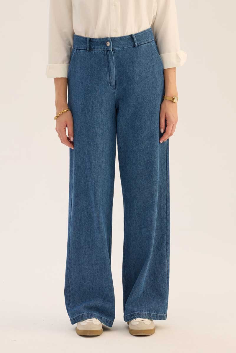 Loose Fit Jean