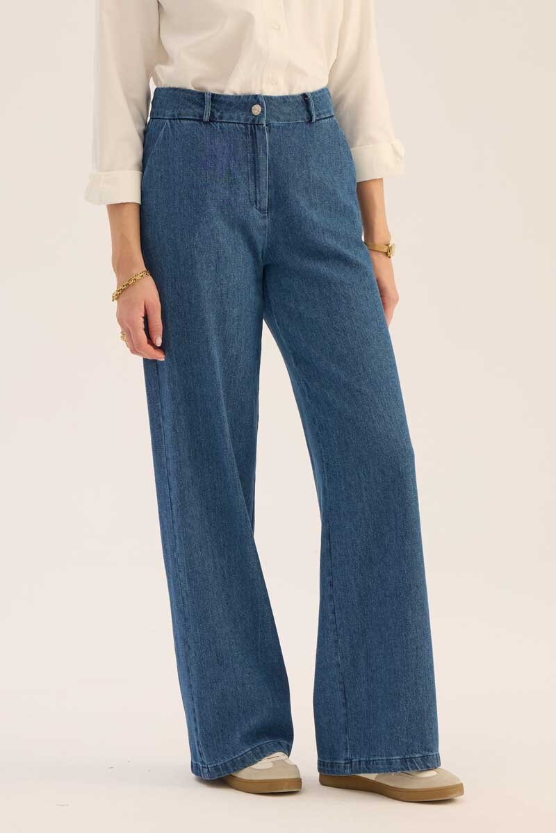 Loose Fit Jean